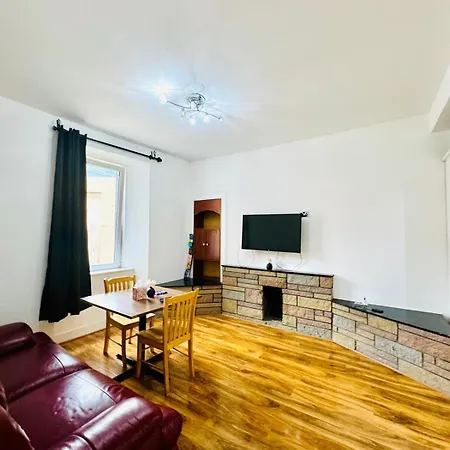 Central 1bhk Heart Of The City Apartmán
