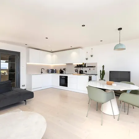 Joivy Fabulous With Bay View Terrace *