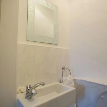 Stylish - Near Haymarket, Walk To Castle And Princes Street אדינבורו