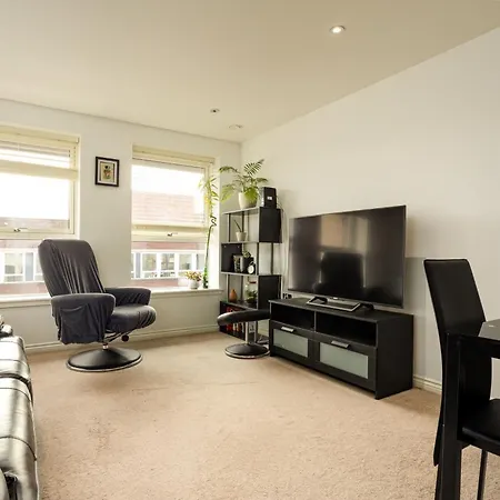 Σπίτι διακοπών Comfy 2 Bedroom Near Centre