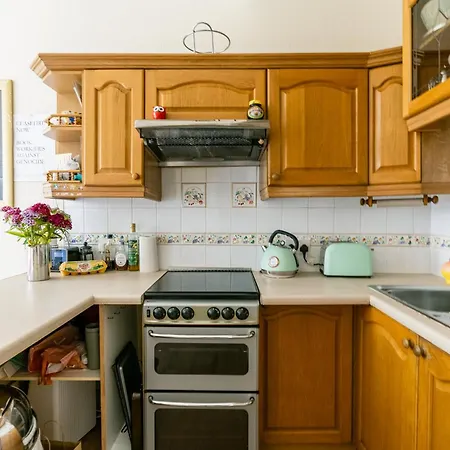 Appartamento Palm Tree Apartment- Period With Cat *