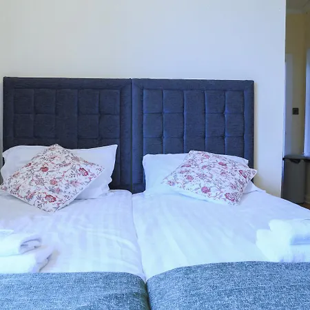 Royal Mile, Large 5 Bed Эдинбург