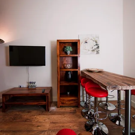 Colourful Near Carlton Hill Apartman