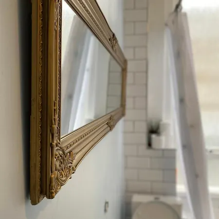 Apartamento Charming 1 Bedroom