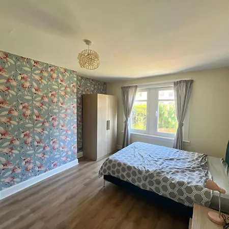 Holiday home Centre House