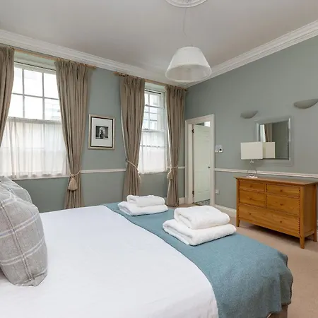 City Apartment Edinburgh