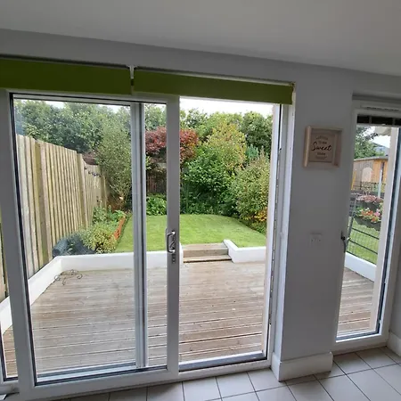 2 Bed House Free Parking Near Murrayfield Stadium Tatil Evi Edinburgh