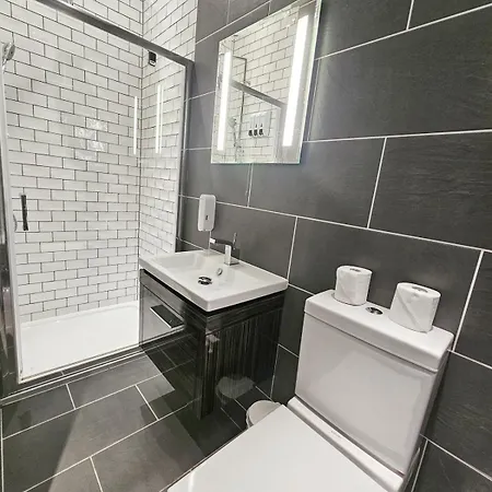 Lejlighed Spacious 2 Bedroom In The Heart Of New Town