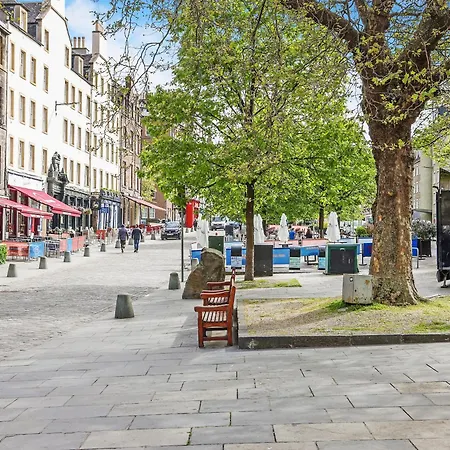 Argyl - Old Town Mews With Parking * Edinburgh