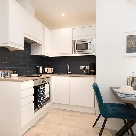 Argyl - Old Town Mews With Parking