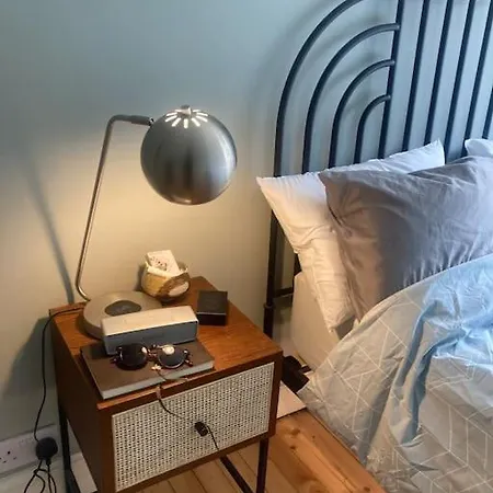 Bright 2 Bed In Bruntsfield - Centre Διαμέρισμα Εδιμβούργο