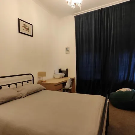 Two Bedrooms Flat In Center Apartment