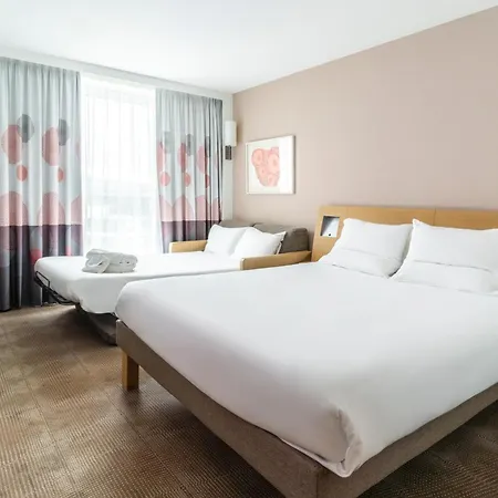 Novotel Park מלון
