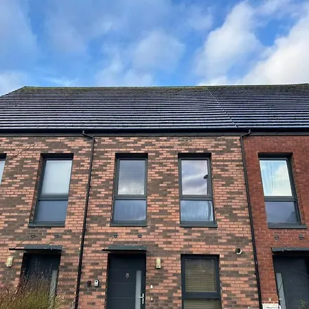 Apartment Bright, Modern 2 Bedroom House With Free Parking! Edinburgh