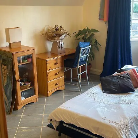 Private Bedroom In Detached In Newington Ubytování v soukromí Edinburgh