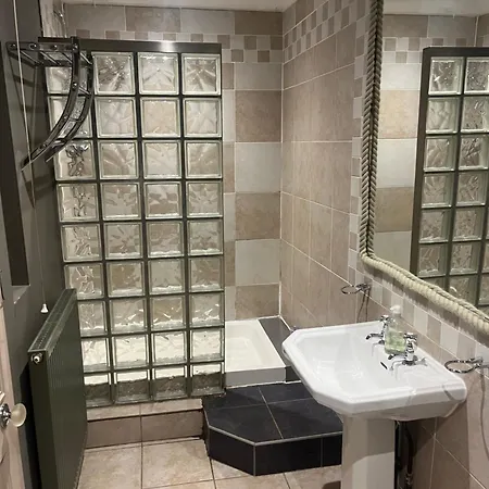Spacious New Town Garden Flat Apartment Edinburgh