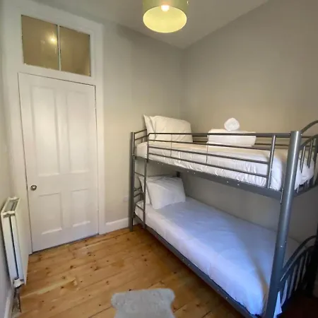 Gorgeous 2 Bed, *
