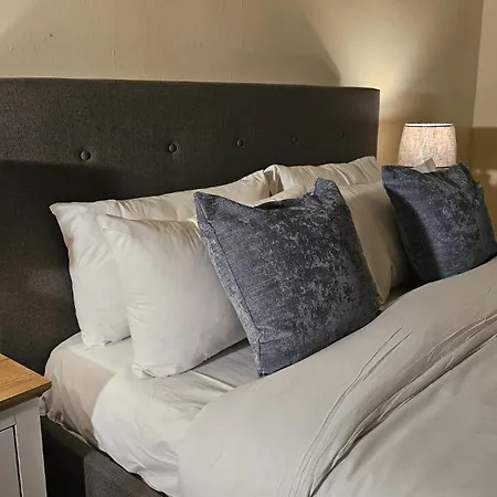 The Kew * Εδιμβούργο