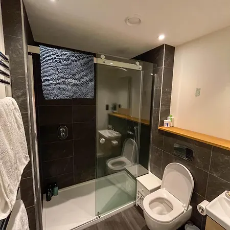 Modern Flat In New Town *