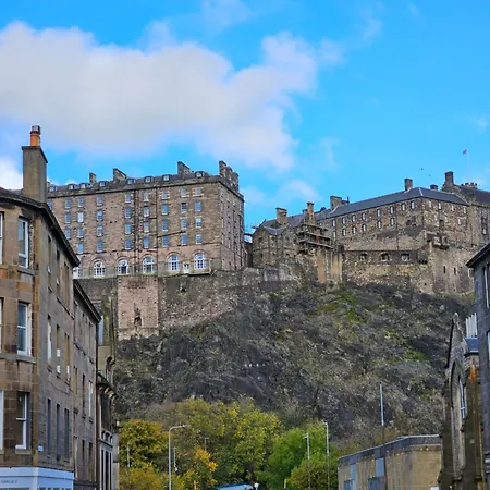 No15 Castle View Kwatera prywatna *