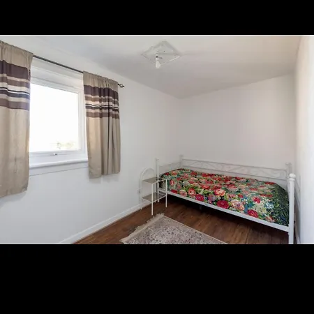 Hermitage Park Apartment
