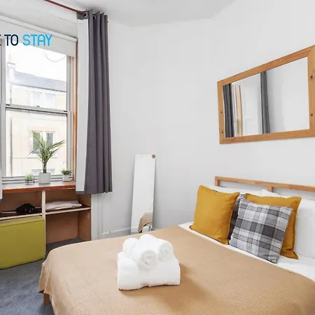 Apartmán 2 Bed - 7 Min Walk Train Station