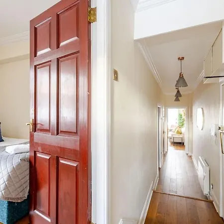 Stunning Royal Mile 2 Bedroom דירה