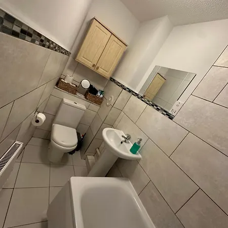 Flat On Duff إدنبرة