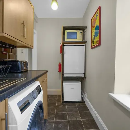 Guestready - Greyfriars Bobby View