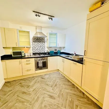 The Metro Oasis * Edinburgh