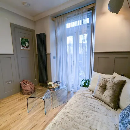 Charming 1 Bedroom In Edinburgh's West End * Edinburgh