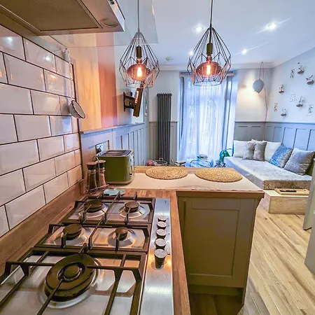 Charming 1 Bedroom In Edinburgh's West End Apartment Edinburgh
