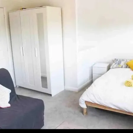 Superb Townhouse Silent 爱丁堡