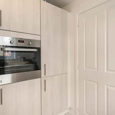 Superb Townhouse Silent *