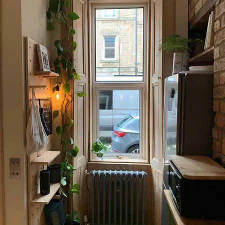 Charmingly Rustic 2bd Flat With Garden Apartment Edinburgh