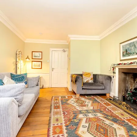 Joivy Beautiful Apartment, Private Garden, Calton Hill