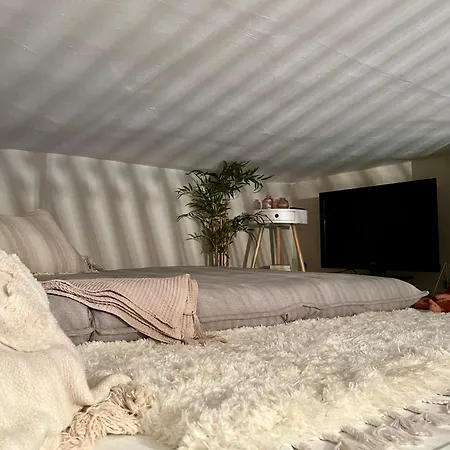 Modern Flat In *