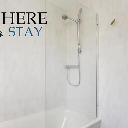 بيت للعطل Lovely 2 Bedroom House إدنبرة