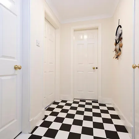 아파트 Stylish 2-bedroom Old Town Next To Royal Mile