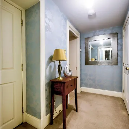 Guestready - Beautiful New Town With Patio Apartment Edinburgh