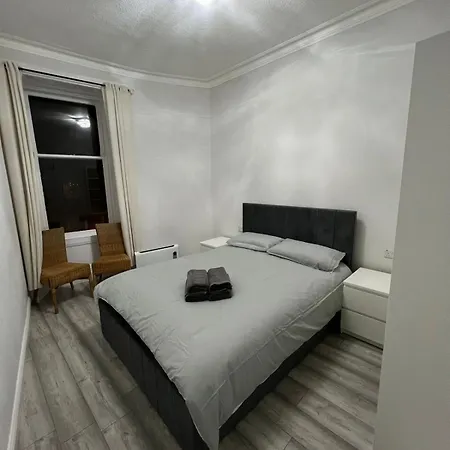 Old Town Royal Mile 2 Bedrooms