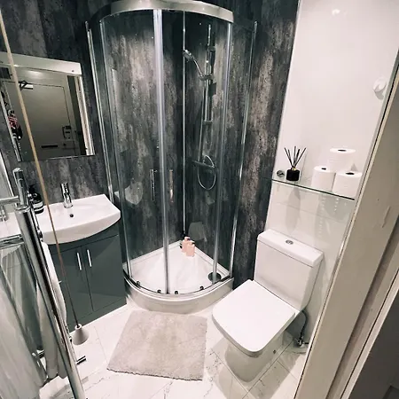 דירה Designer Flat By Castle אדינבורו