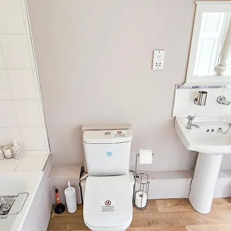 Russel House - 4 Bedroom - The Royal Mile Dom wakacyjny Edynburg