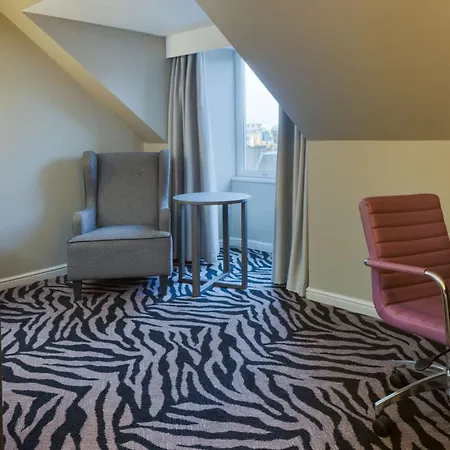 Hotel Doubletree By Hilton Centre 4*