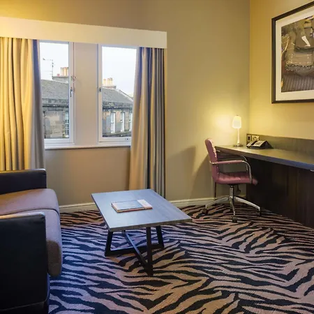 Doubletree By Hilton Centre Hotel 4*
