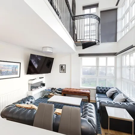 Joivy Stylish With Balcony In Old Town *