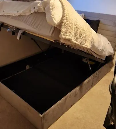 Modern In A Shared Flat Near Haymarket Quarto em Acomodações Particulares Edimburgo