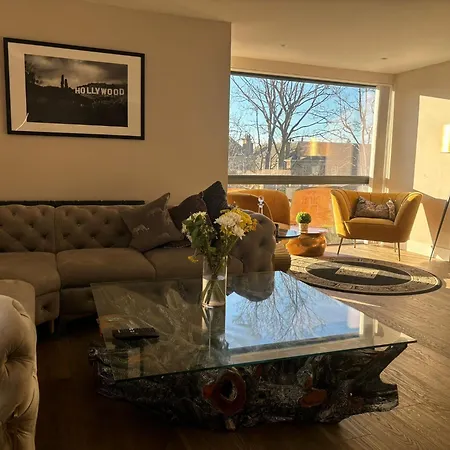 Breathtaking 5 Bedroom Townhouse In Murrayfield Location, Free Parking Βίλα Εδιμβούργο