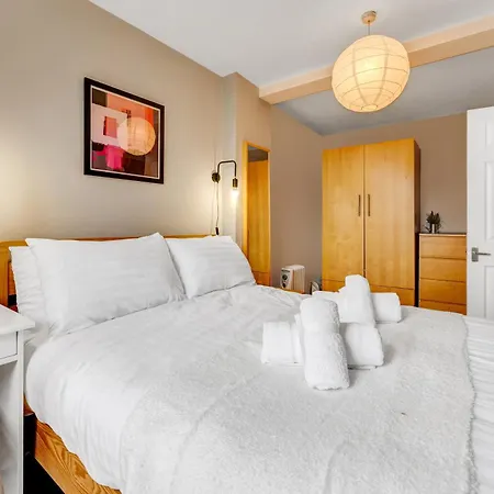 Gorgeous, Cozy 2br Royal Mile-old Town Edinburgh