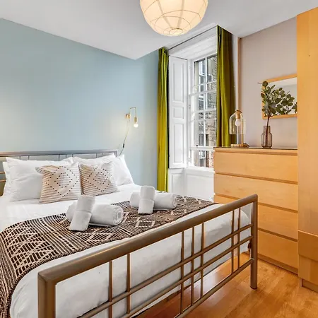 Gorgeous, Cozy 2br Royal Mile-old Town